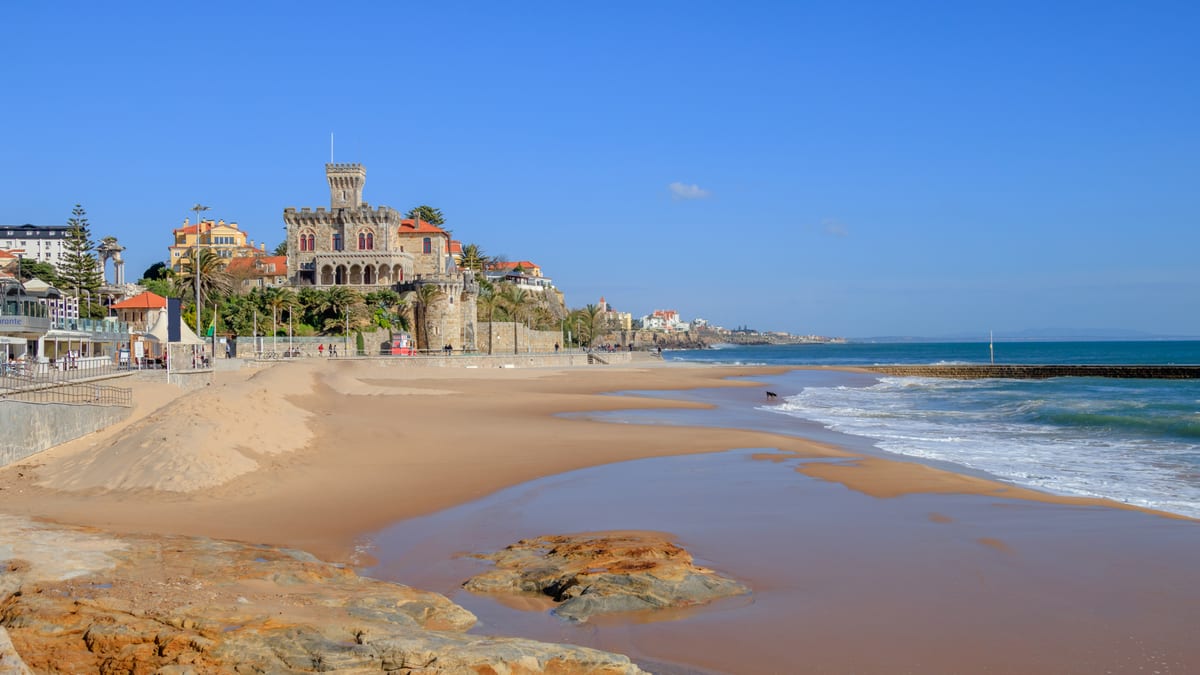 Praia do Tamariz, Portugal